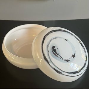 Holmegaard Michael Bang Atlantis Bonbonniere white glass swirl jar with lid box